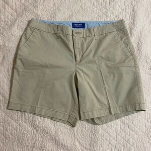 Old Navy Women's Light Tan Chino Bermuda Shorts